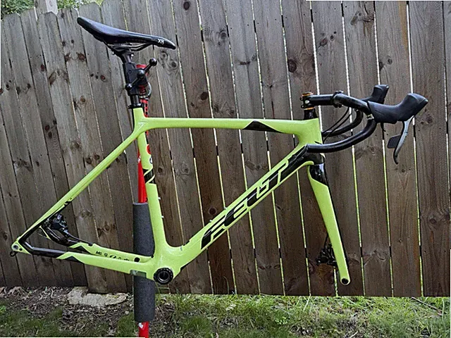 Felt F4x Fx Cyclocross Carbon - 55cm Partial Build - Force AXS - TeXtreme