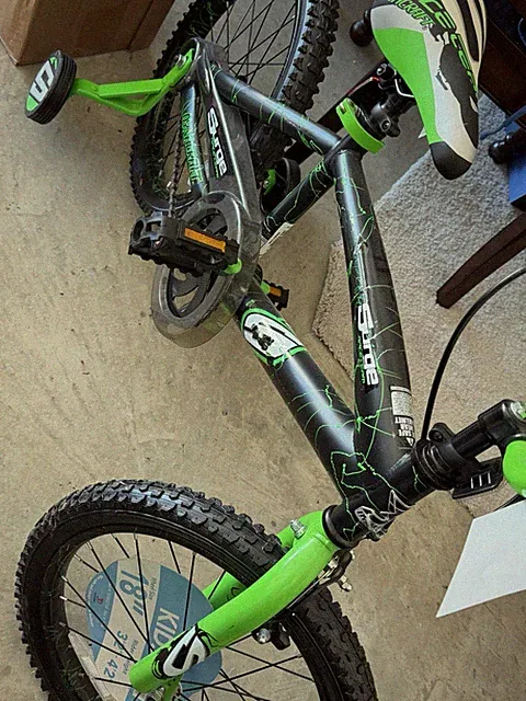 NEW Dynacraft 18" Surge Boys BMX Bike with Custom Paint Effect Green