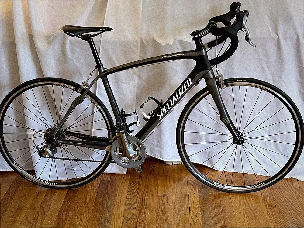 SPECIALIZED ROUBAIX Carbon 56 CM Road Bike Shimano Bicycle