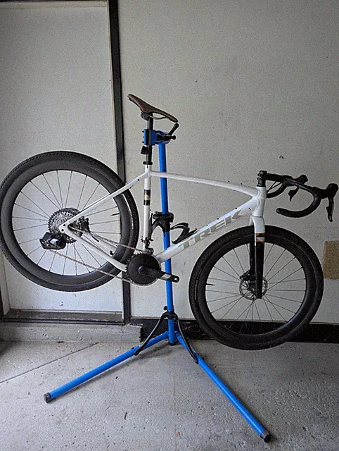 Trek Checkpoint ALR 5 size 56 Gravel Bike